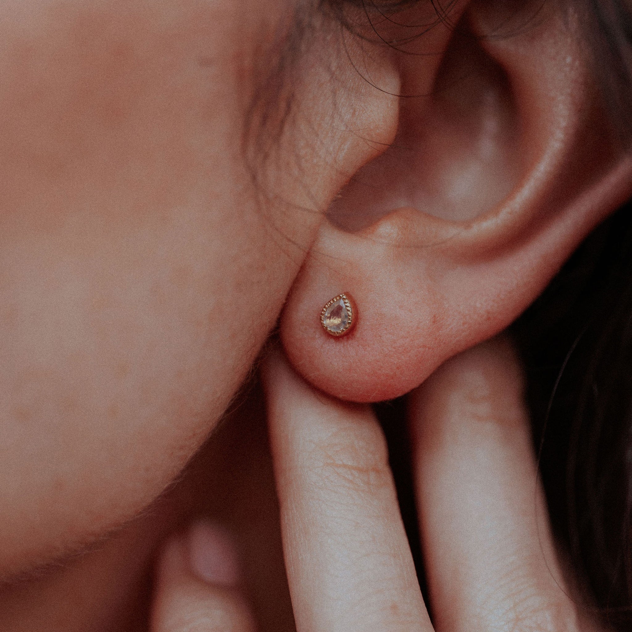Neptune Studs Moonstone