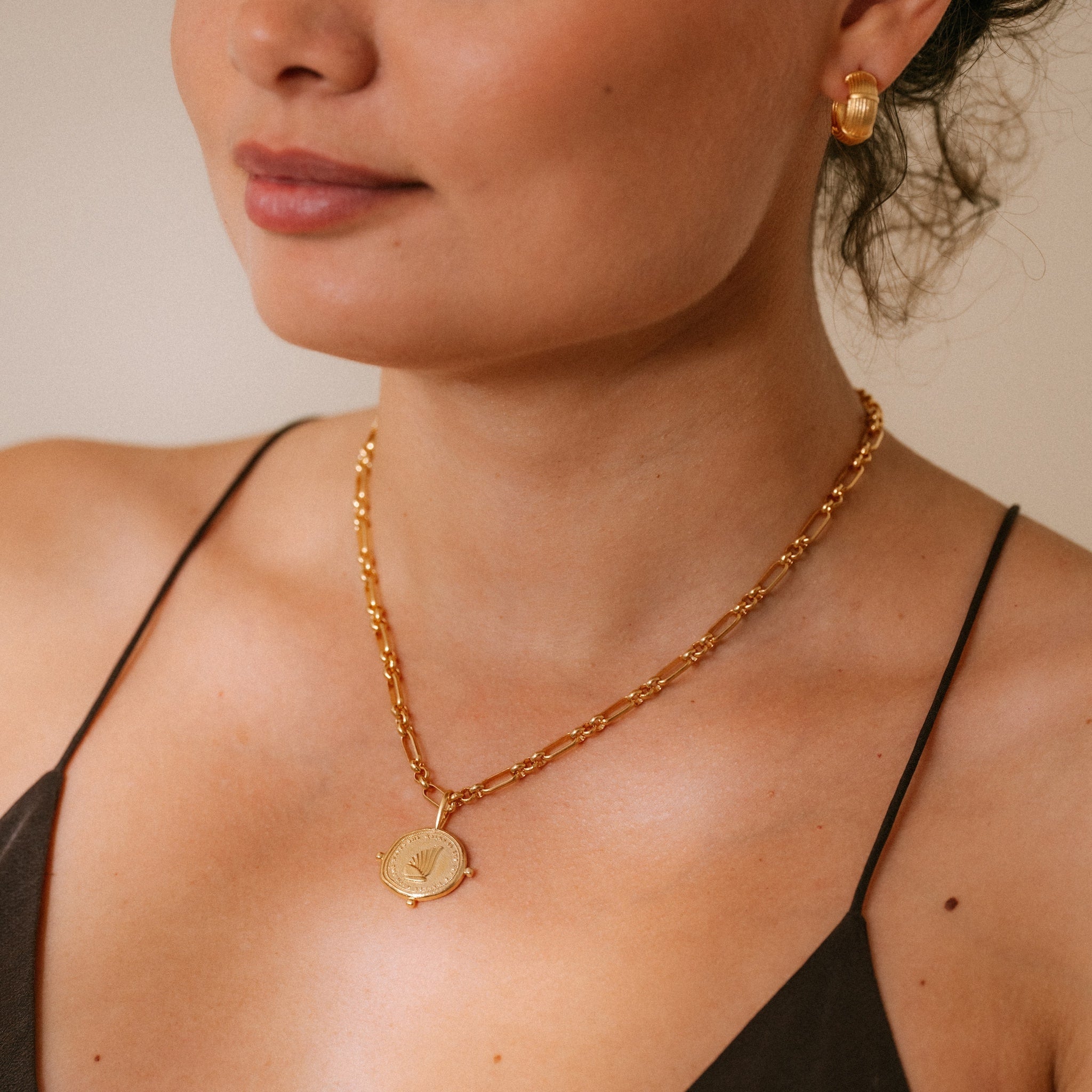 Leilani & Iris Chain