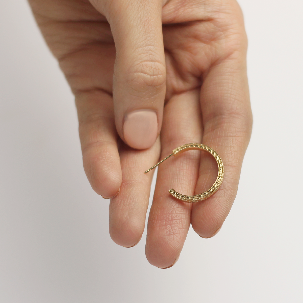 Plantation Hoop Earrings