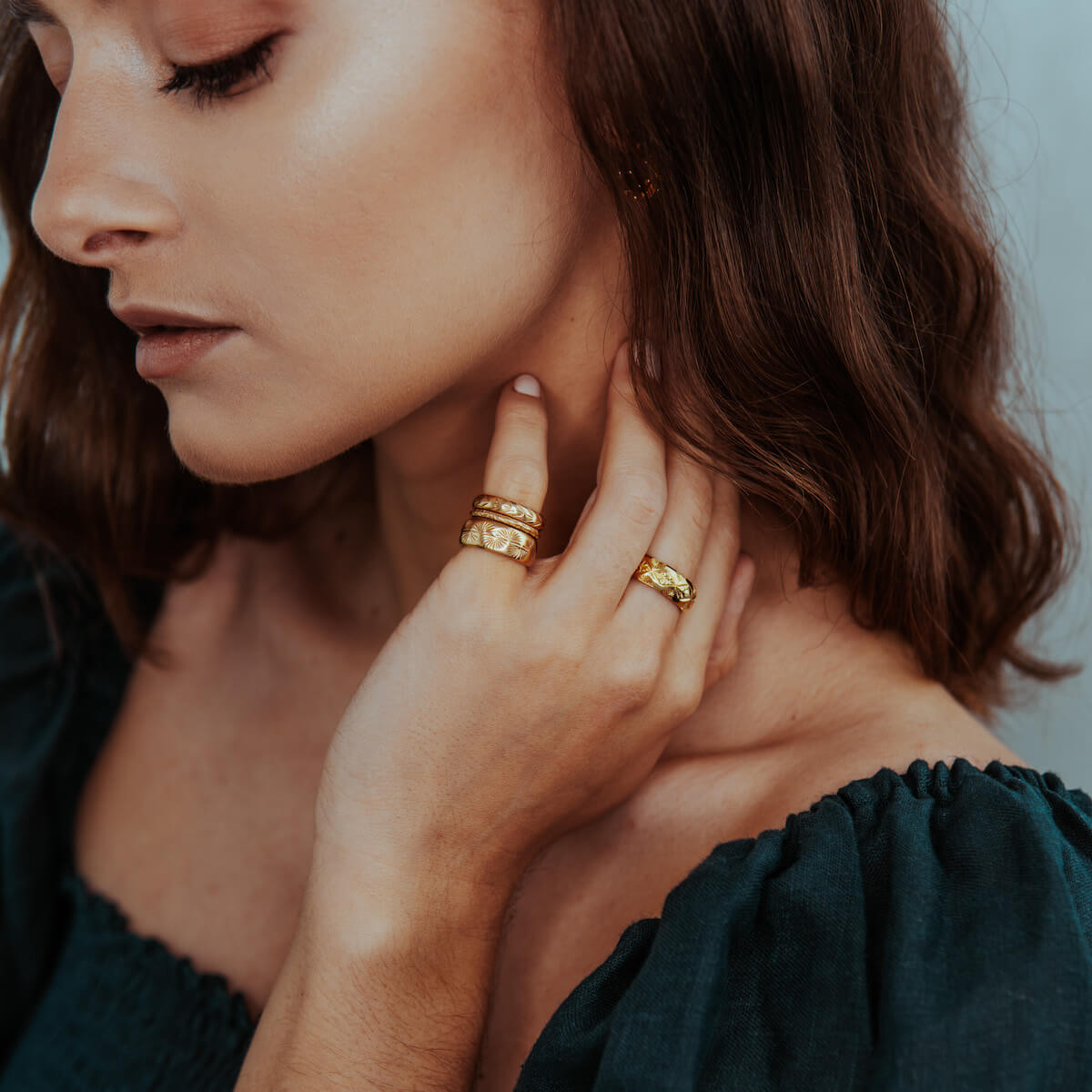 FINE THATCH PALM RING