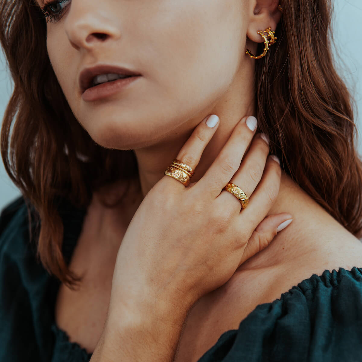 FINE THATCH PALM RING