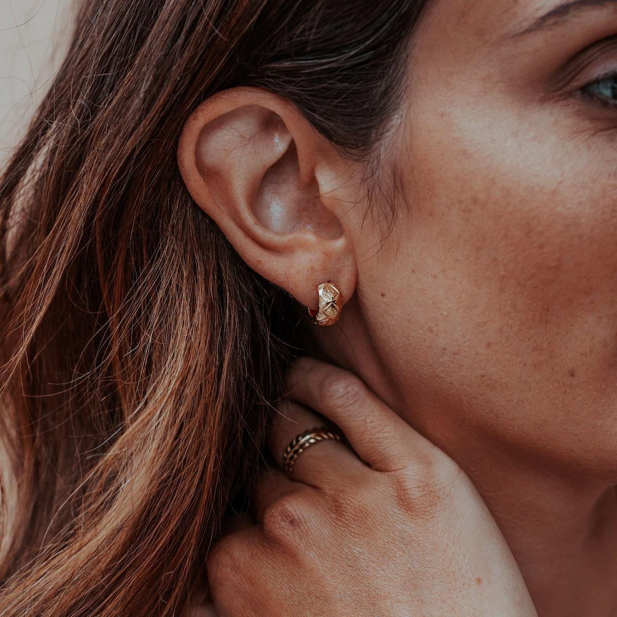 DIAMOND-PALM-EAR-CUFF-EARRINGS-CABINET-JEWELLERY