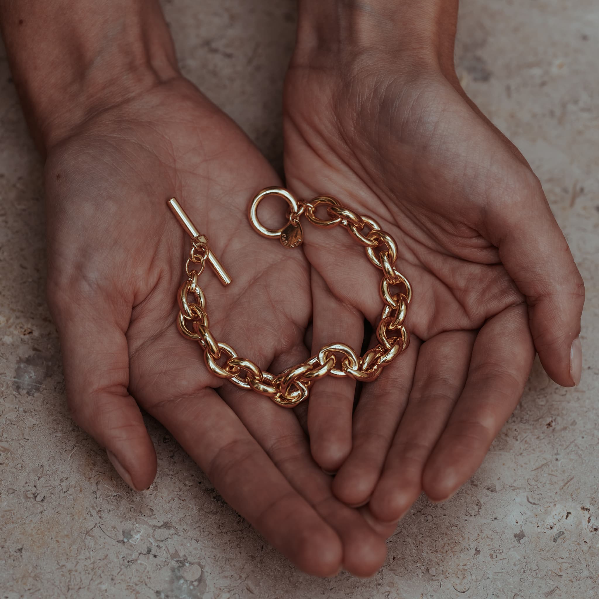 Aida Chunky Chain Bracelet Oversized T Bar