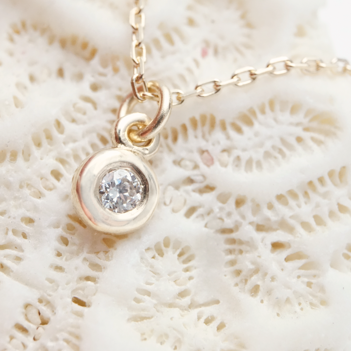 ANTARES STAR DIAMOND PENDANT CABINET JEWELLERY