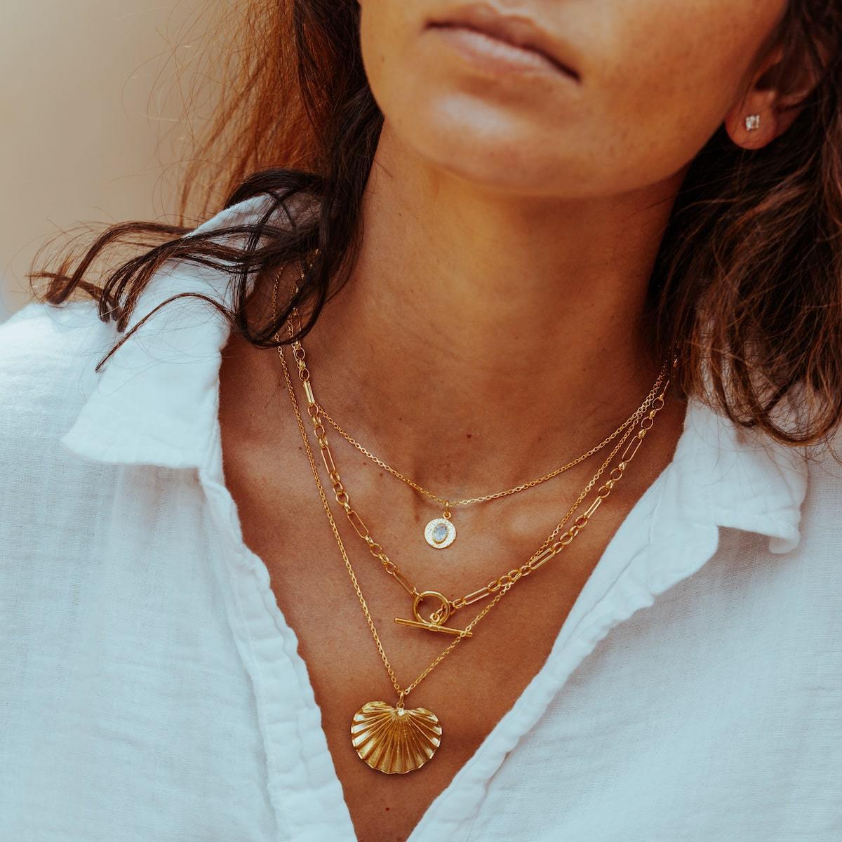 MARGO-CHUNKY-CHAIN-NECKLACE-CABINET-JEWELLERY