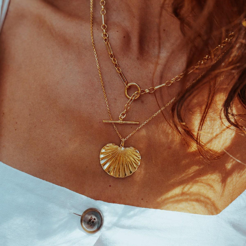PALM-HEIGHTS-NECKLACE-CABINET-JEWELLERY