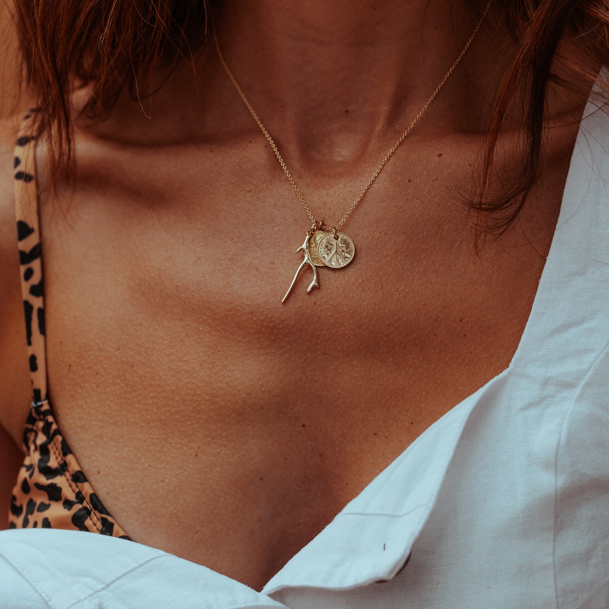 PEACE-OF-MIND-PENDANT-CABINET-JEWELLERY