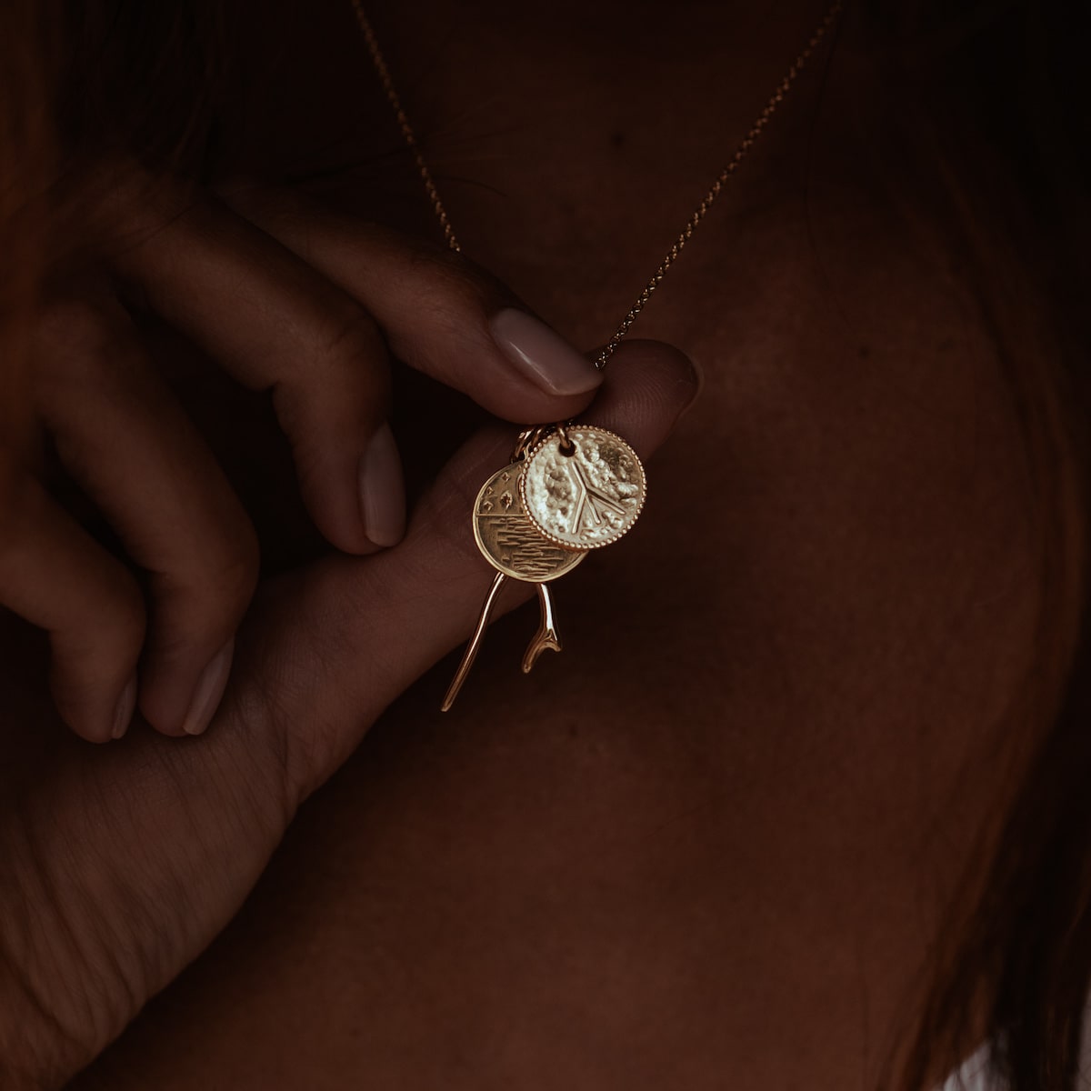 PEACE-OF-MIND-PENDANT-CABINET-JEWELLERY