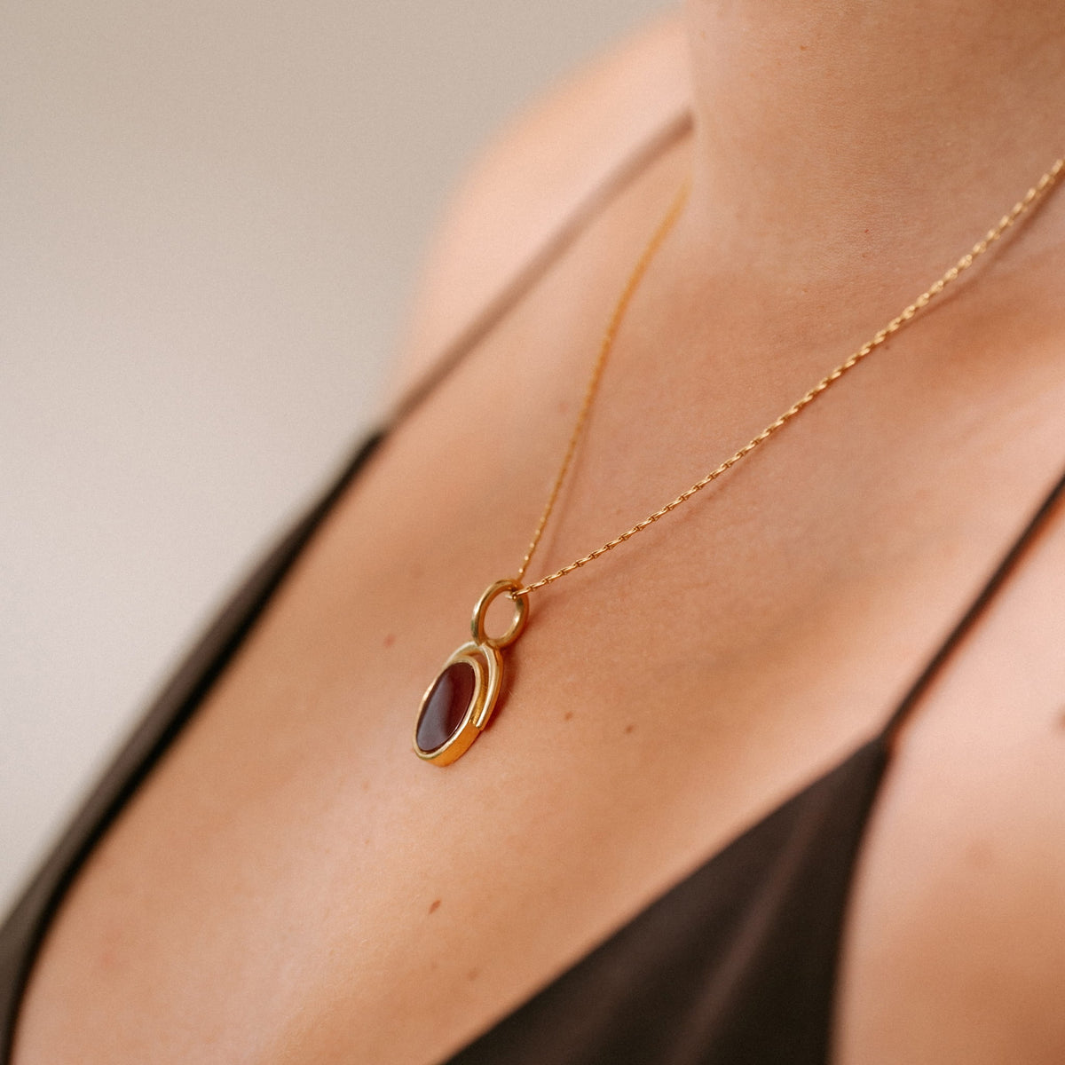 Ariel Pendant Hayseed Chain | Deep Orange Carnelian
