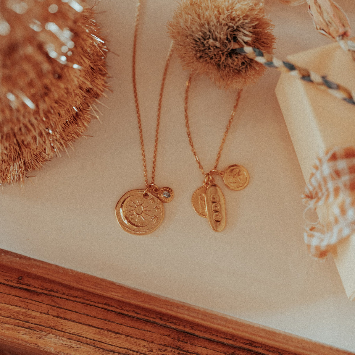 Small Traveller Pendant