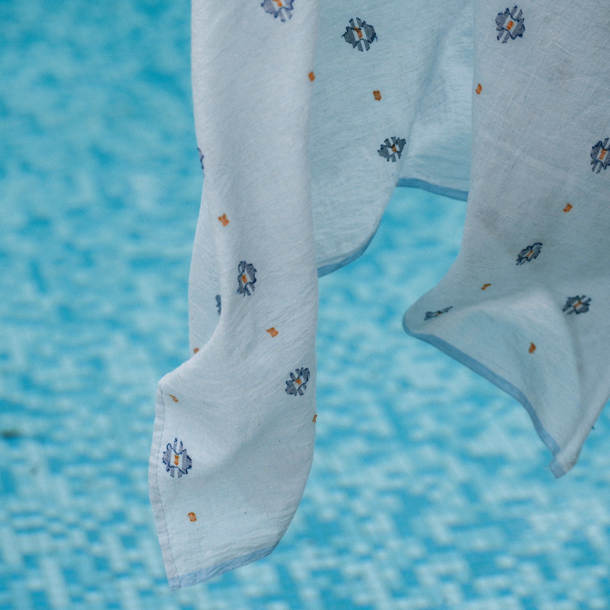 Hand-loomed Cotton Sarong | Blue
