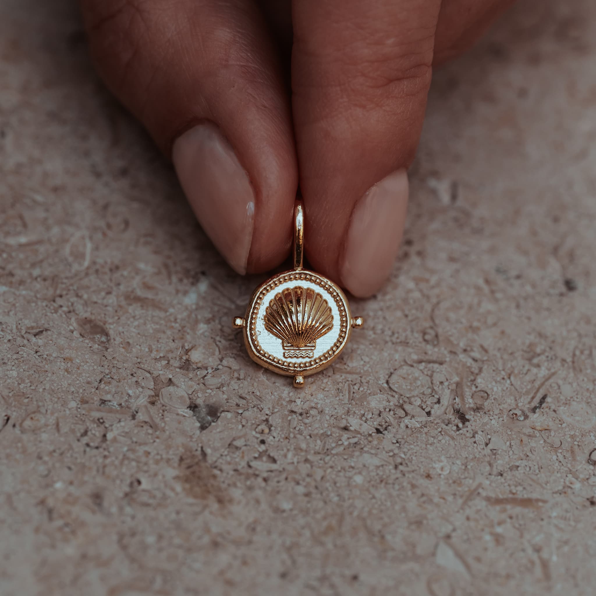 Mini Ondine Shell Talisman Pendant
