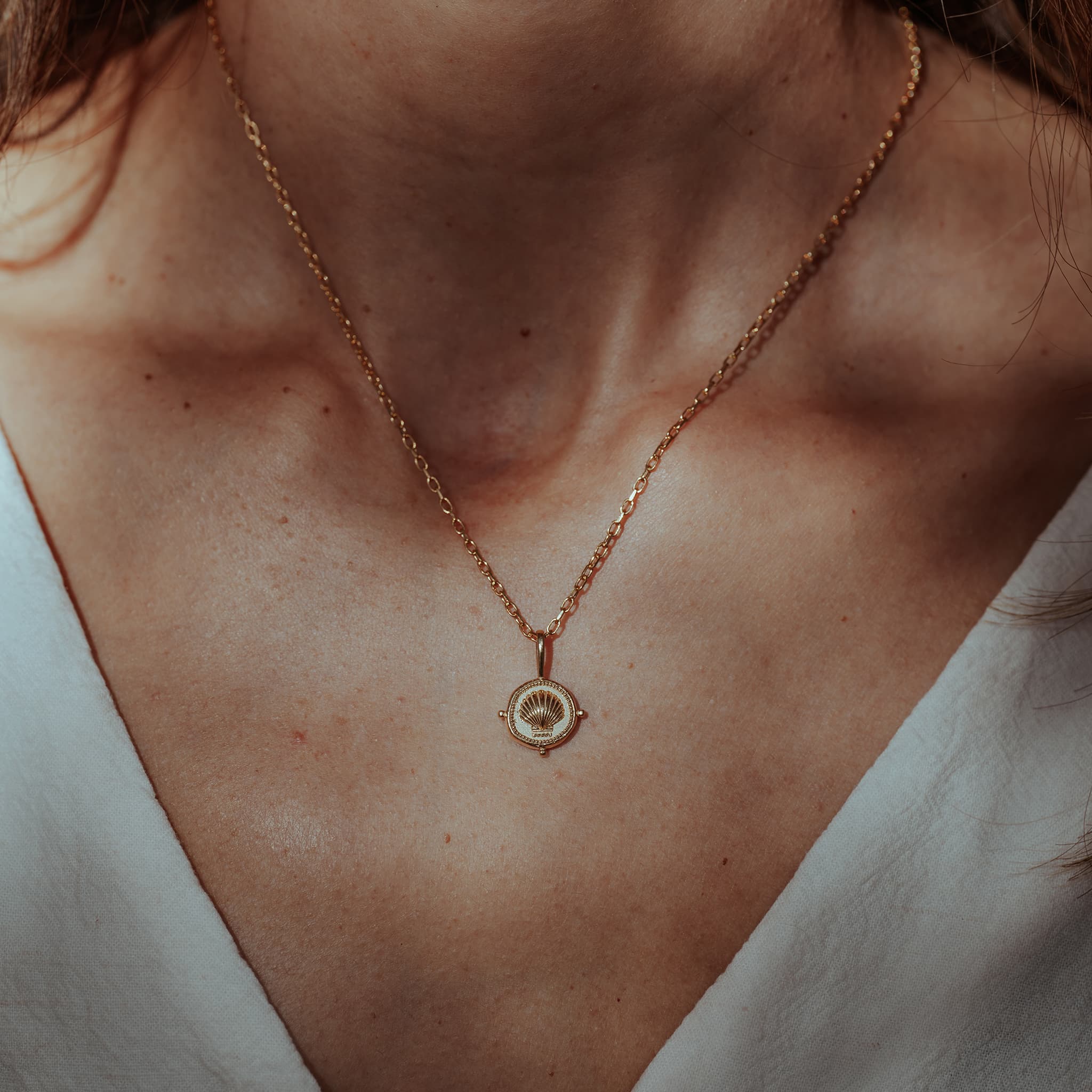 Mini Ondine Shell Talisman Pendant