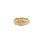 ENGRAVED-TRAVELER-PALM-RING-CABINET-JEWELLERY