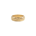 GOLD-DIAMOND-PALM-RING-CABINET-JEWELLERY